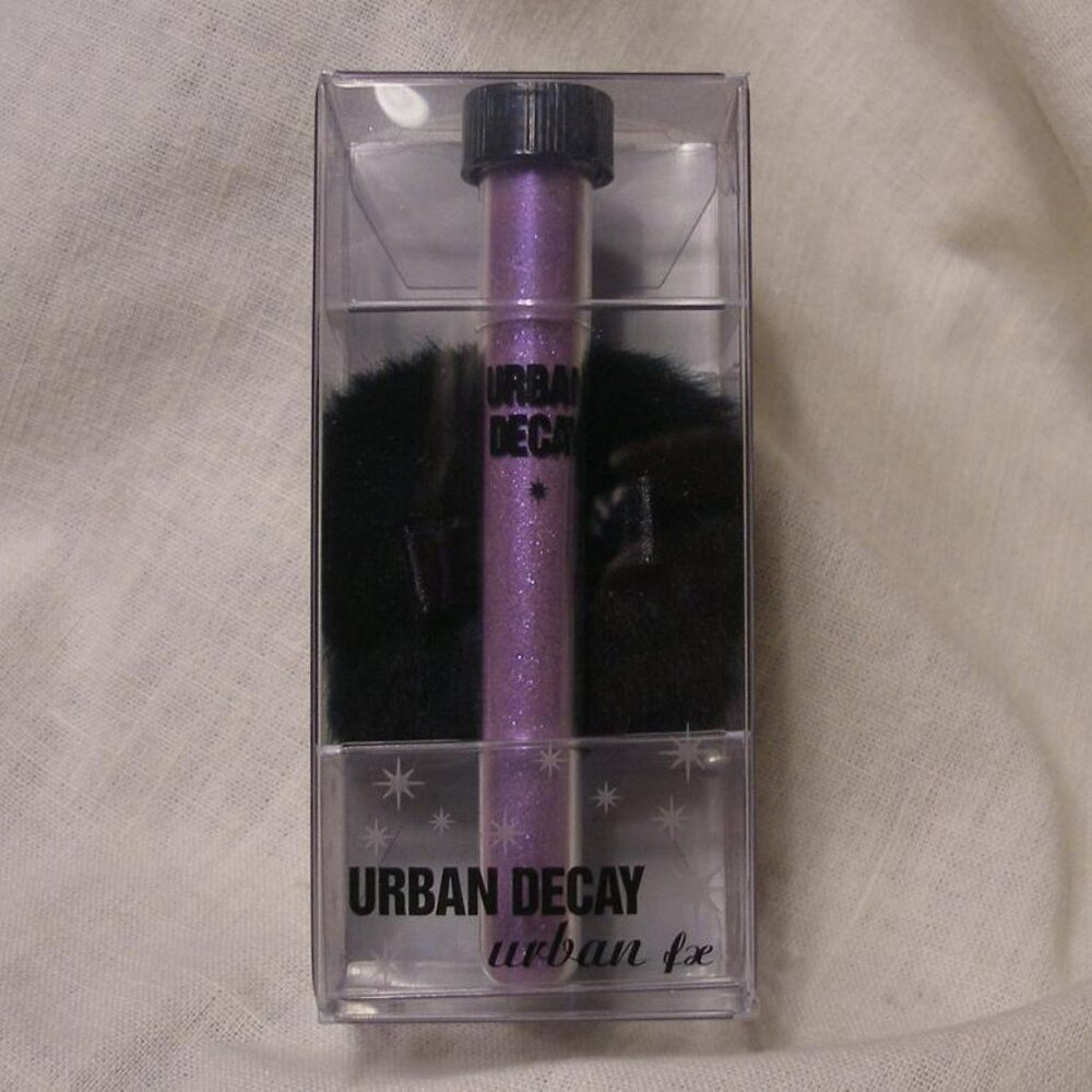 Urban Decay FX Face & Body Shimmer Powder Grifter & Midnight Cowgirl R $36 - Picture 4 of 4
